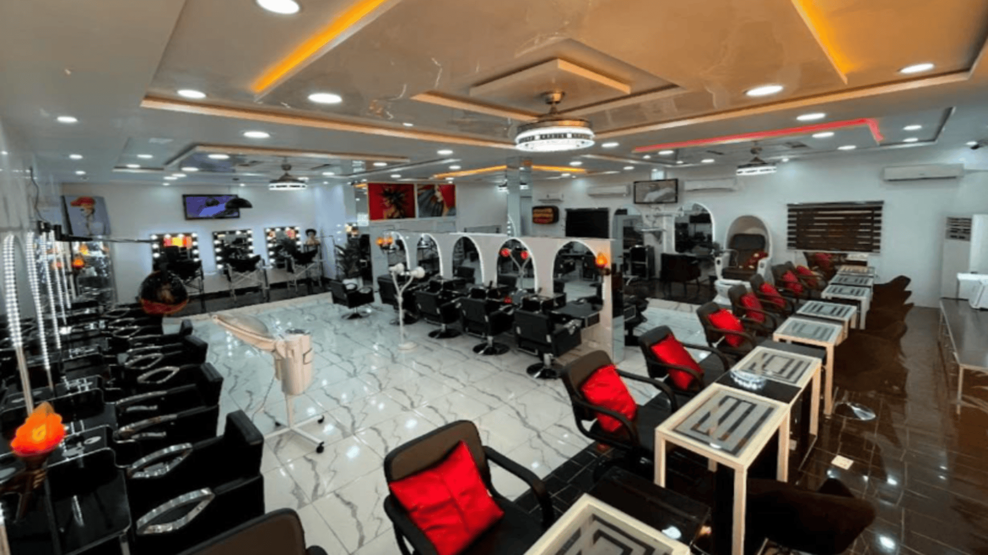 Welcome To Bold & Beautiful Salon 